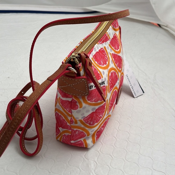 Dooney and Bourke multicolor grapefruit print canvas crossbody bag - Picture 2 of 13